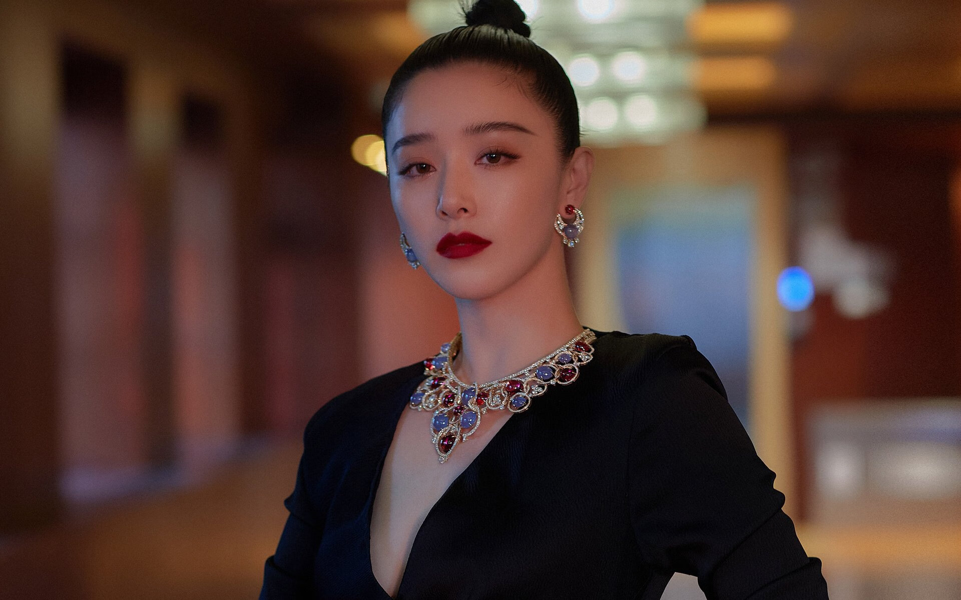 精彩赛事要来了，球迷们准备好感受热血，精彩的比赛让球迷们大饱眼福