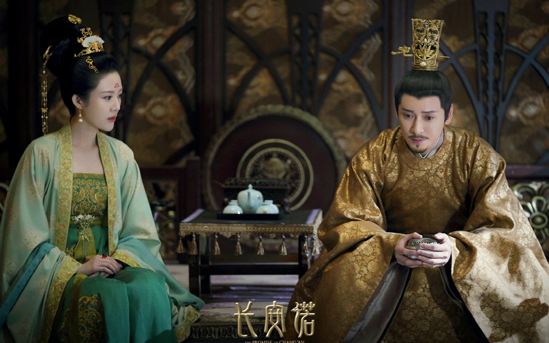 精彩足球对决中球员技术娴熟，表现神勇，足球对决图片
