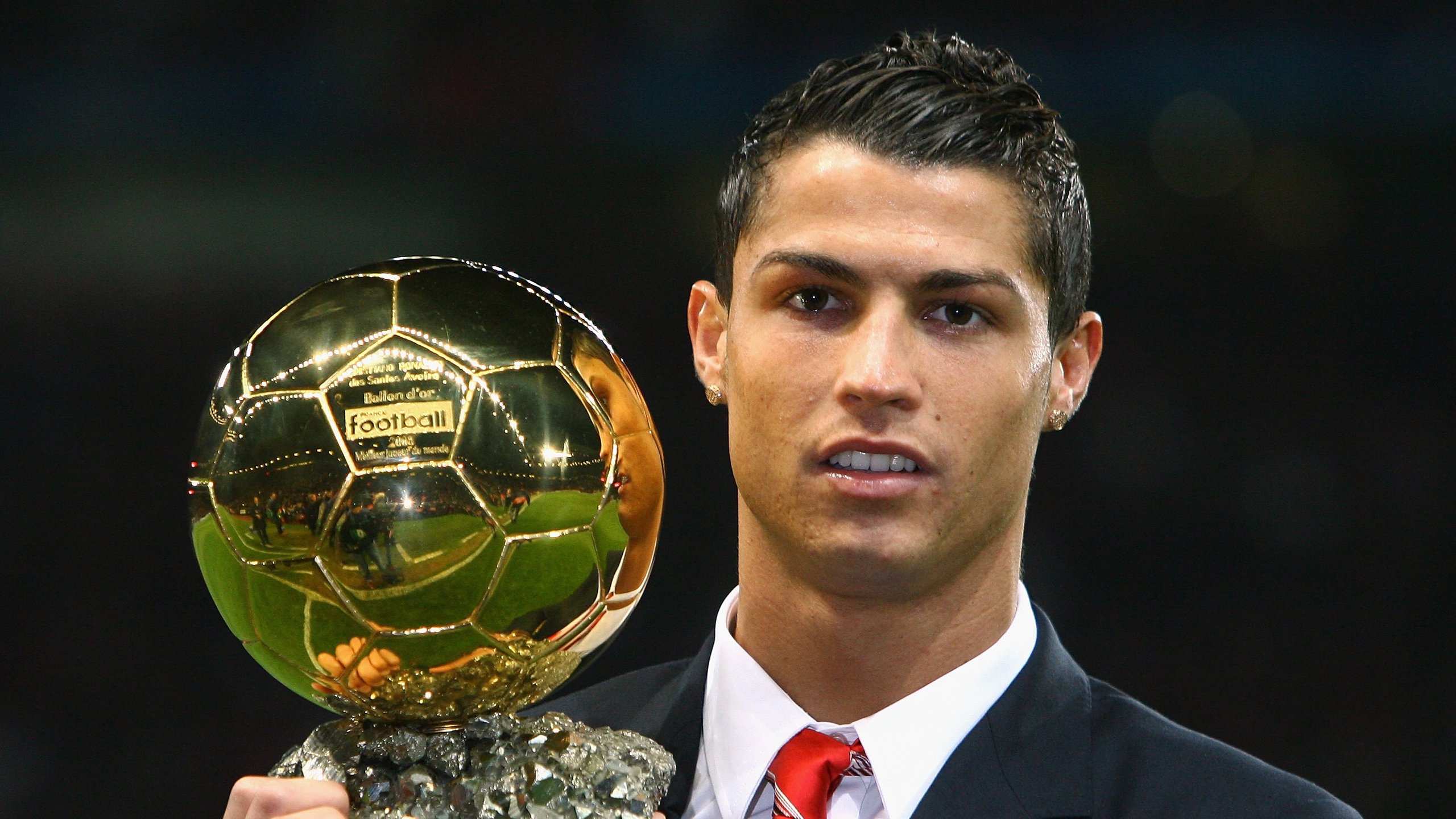 _国际合作：多国队伍联合开战，打造全球盛事_，第四节国际合作