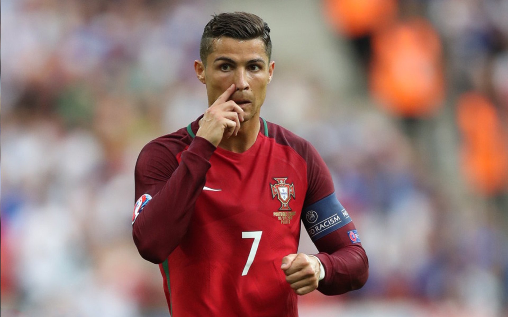 哥伦比亚骑手玛丽亚·阿庞特在2024年巴黎奥运会盛装舞步比赛中以“Lord of the Dance”马匹获得第30名，表现稳定。